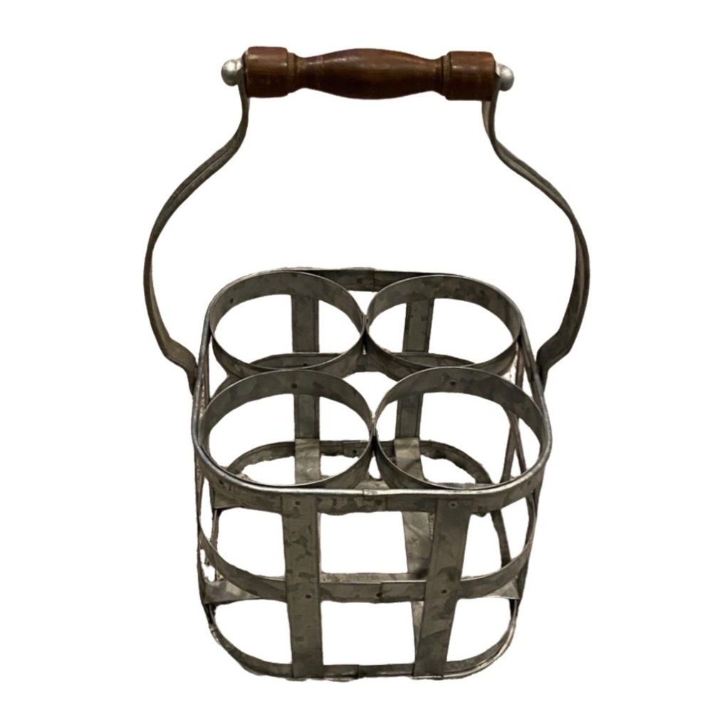 Max Studio Home Metal (4) Bottle Carrier with Wooden Handle. Rustic.